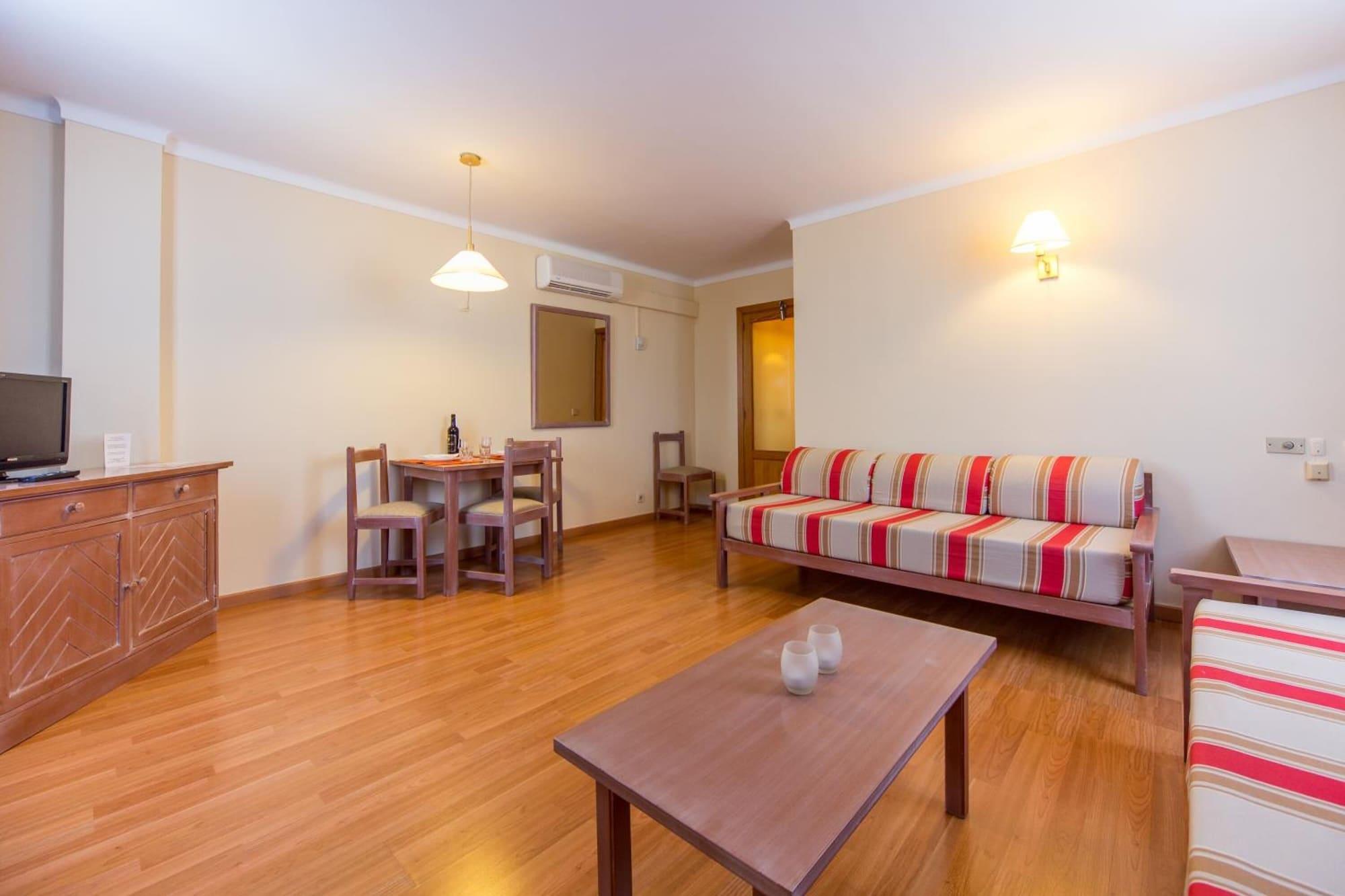 Apartamentos Carlos V الكوذيا المظهر الخارجي الصورة